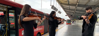 Orquesta Filarmónica de Bogotá se toma TransMilenio